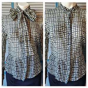 Isaac Mizrahi Black & White Button Down Top